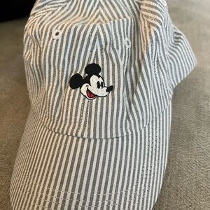 Disney Striped Earflap Cap with Embroidered Mickey Love your Melon